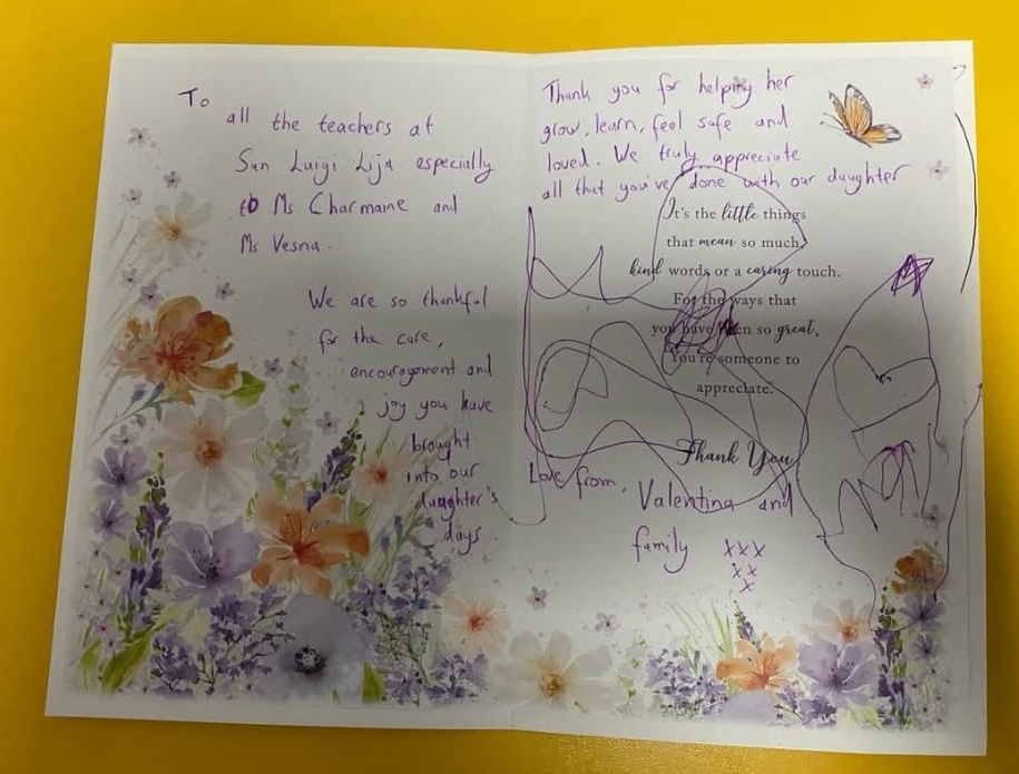 Handwritten card from Valentina and family